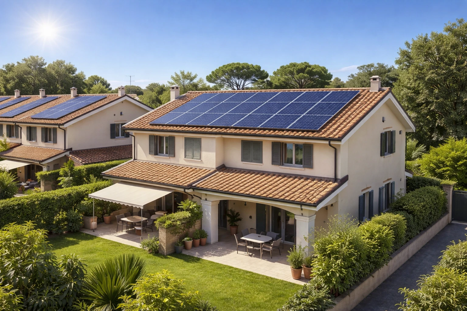 Impianto fotovoltaico su villa all'Infernetto Roma
